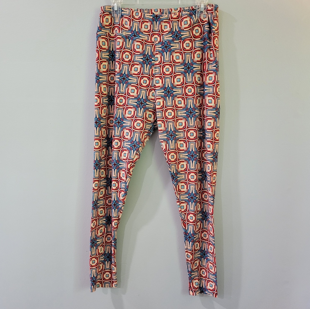 LulaRoe Tall & Curvy Leggings size 12-18